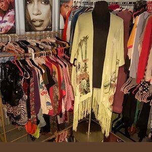 NWOT Vintage Pistachio green velvet kimono